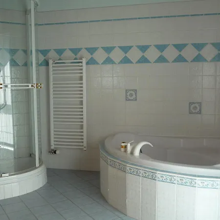 B&B The Traditional 4*